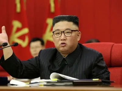 Кім Чен Ин заявив про "велику кризу" в КНДР, пов'язану з коронавірусом