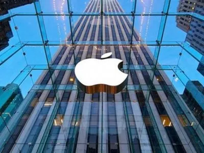 Официальное появление Apple в Украине: чего ждать покупателям техники, и уберет ли американская компания отечественную контрабанду?