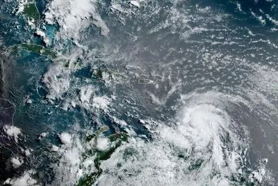 Тропический шторм "Эльза" усилился до урагана впервые в сезоне 2021 года