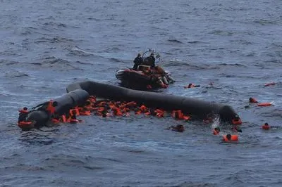 По меньшей мере 43 мигранта утонули при кораблекрушении у берегов Туниса