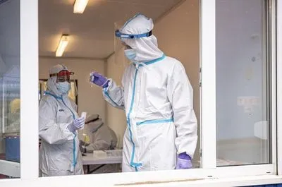 В Киеве за сутки обнаружили еще 185 больных коронавирусом, три человека умерли