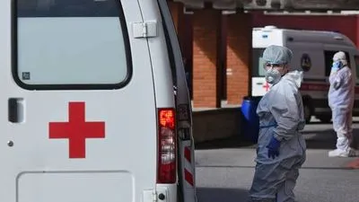 В России новый рекорд по количеству погибших от коронавируса за сутки - 697 человек