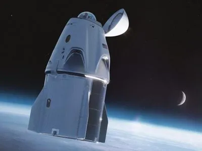 На космічному кораблі Crew Dragon обладнали туалет з 360-градусним панорамним видом