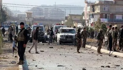В Афганистане взорвали автомобиль чиновника: погибли 2 человека
