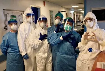 Медичні працівники Італії подали позов проти обов'язкової вакцинації