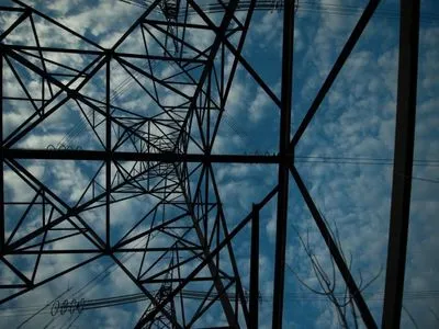Почти 100 населенных пунктов в Одесской области остались без света из-за аварии на электростанции в Молдове