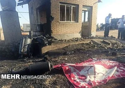 В результаті вибуху на нафтородовищі в Ірані загинули три людини, четверо поранені