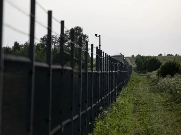 Литовці затримали ще 31 мігранта на кордоні з Білоруссю