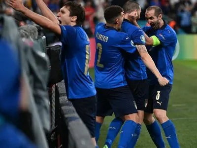 Основное время матча Италия-Англия не определило победителя