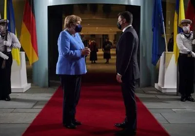 Зустріч Зеленського та Меркель тривала понад 4 години