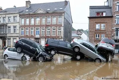 Катастрофические наводнения в Германии: число погибших достигло 103 человек