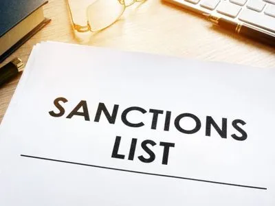 РНБО ввела санкції стосовно дев'яти українців із санкційного списку США