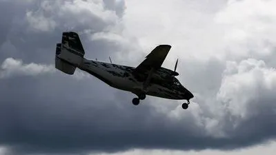 Літак, який зник у РФ з радарів, здійснив жорстку посадку. Усі 19 пасажирів вижили