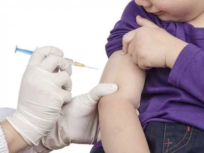 В Україні під час п'ятого етапу вакцинації від COVID-19 дозволять щепити дітей – ЦГЗ