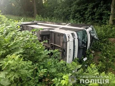 ДТП с пассажирским автобусом в Ровенской области: травмированы 23 человека