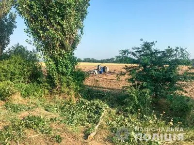Гелікоптер на Миколаївщині впав при виконанні польту з розпилення агрохімікатів