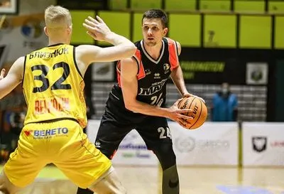 Украинский баскетболист продолжит карьеру в чемпионате Литвы