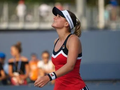 Теннисистка Козлова с победы начала борьбу за титул турнира WTA