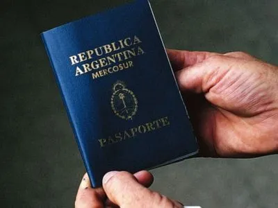 Аргентина стала первой в мире страной, где в паспортах можно не указывать пол