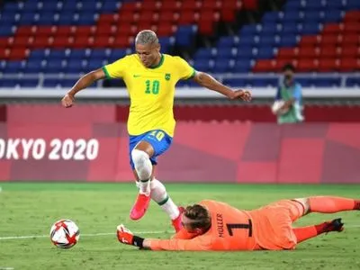 ОИ-2020: хет-трик нападающего "Эвертона" помог Бразилии обыграть Германию