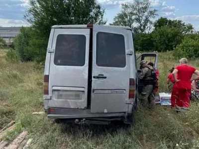 В Луганской области Mersedes-Benz Sprinter съехал в кювет. Госпитализированы пять человек