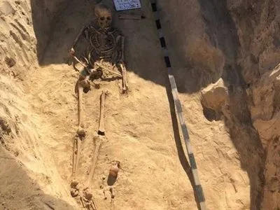 Унікальна знахідка на Запоріжжі: археологи розкопали рідкісне поховання XV століття