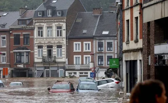 Нова повінь обрушилася на Бельгію через штормову погоду
