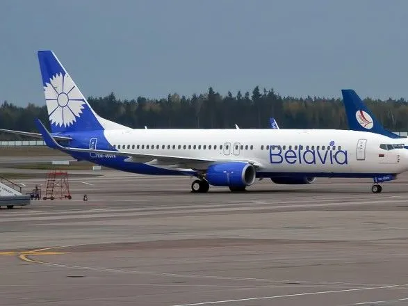 Рейс Мінськ-Анталья з більш ніж 200 людьми на борту - подав сигнал тривоги над Білгородською областю РФ