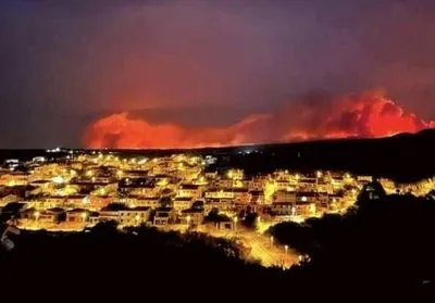 Пожежі на острові Сардинія: ЄС відправив літаки для допомоги