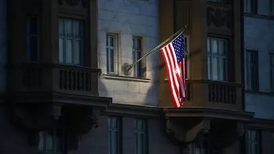 США уволили почти две сотни сотрудников посольств и консульств в России