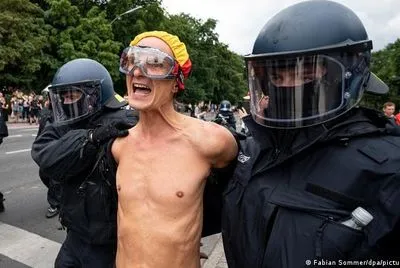 У Берліні розпочато розслідування щодо понад 500 ковід-дисидентів