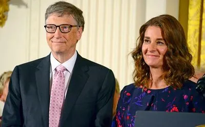 Білл Гейтс офіційно розлучився з дружиною