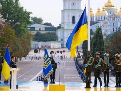Впервые за 30 лет независимости в большом параде примут участие техника всех военных сил Украины и партнеров