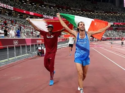 Олимпиада-2020: в легкой атлетике впервые более чем за 100 лет два атлета выиграли золото