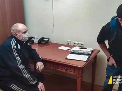 Детективы НАБУ задержали Чауса в больнице Феофания