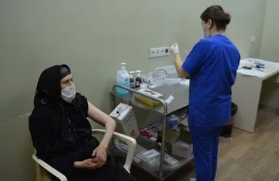 В Грузії від коронавірусу вакцинувалася 102-річна жінка