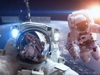 До 2030 года у Украины будет возможность запускать туристов в космос - глава Госкосмоса