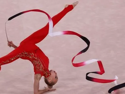 Олимпиада-2020: украинки Пограничная и Оноприенко вышли в финал личного многоборья по художественной гимнастике