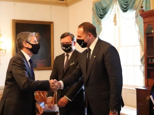 Во время встречи Блинкена и Кулебы в Вашингтоне отметили прогресс Украины в борьбе с коррупцией