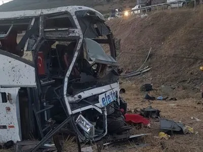 ДТП с автобусом в Турции: количество жертв возросло до 15 человек