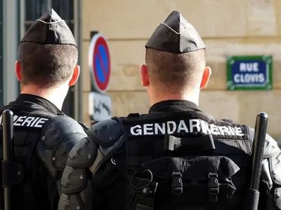 Стрельба во Франции: полиция ранила преступника