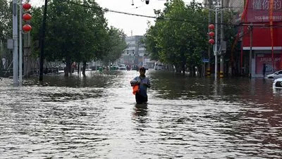 В результате ливней в провинции Сычуань эвакуировали более 80 тысяч человек
