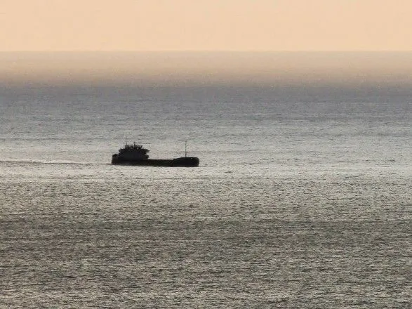 В России произошла утечка нефти в Черное море. Экологи говорят, Украина может ощутить её последствия