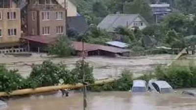 Мощный циклон в Сочи: власти призвали жителей готовиться к эвакуации