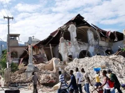 Внаслідок землетрусу в Гаїті загинули 227 людей: уряд оголосив надзвичайний стан