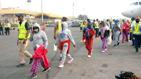 Ливия освободила и депортировала более 80 заключенных из Нигерии