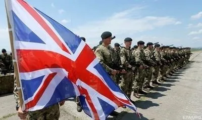 Британія надсилає ще 200 військових в аеропорт Кабула