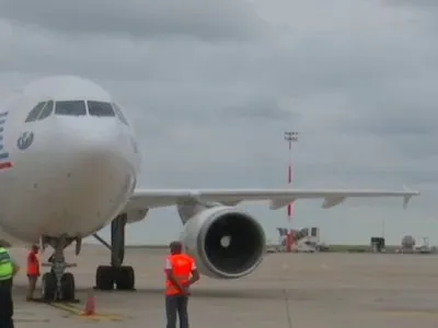 Из Кабула прибыл первый эвакуационный рейс Франции