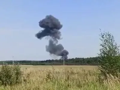 "Не долетів" до виставки озброєння: під Москвою розбився новий військово-транспортний літак РФ