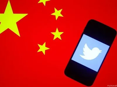 В Китае удалили несколько тысяч аккаунтов соцсетей фанатов
